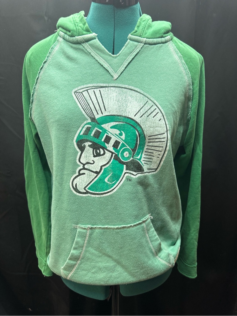 Women’s Green Crewneck Sweatshirt with Spartan Helmet Graphic
